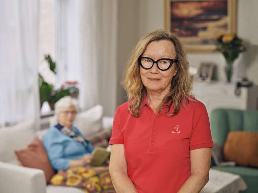 dovida-caregiver-portrait-home-help